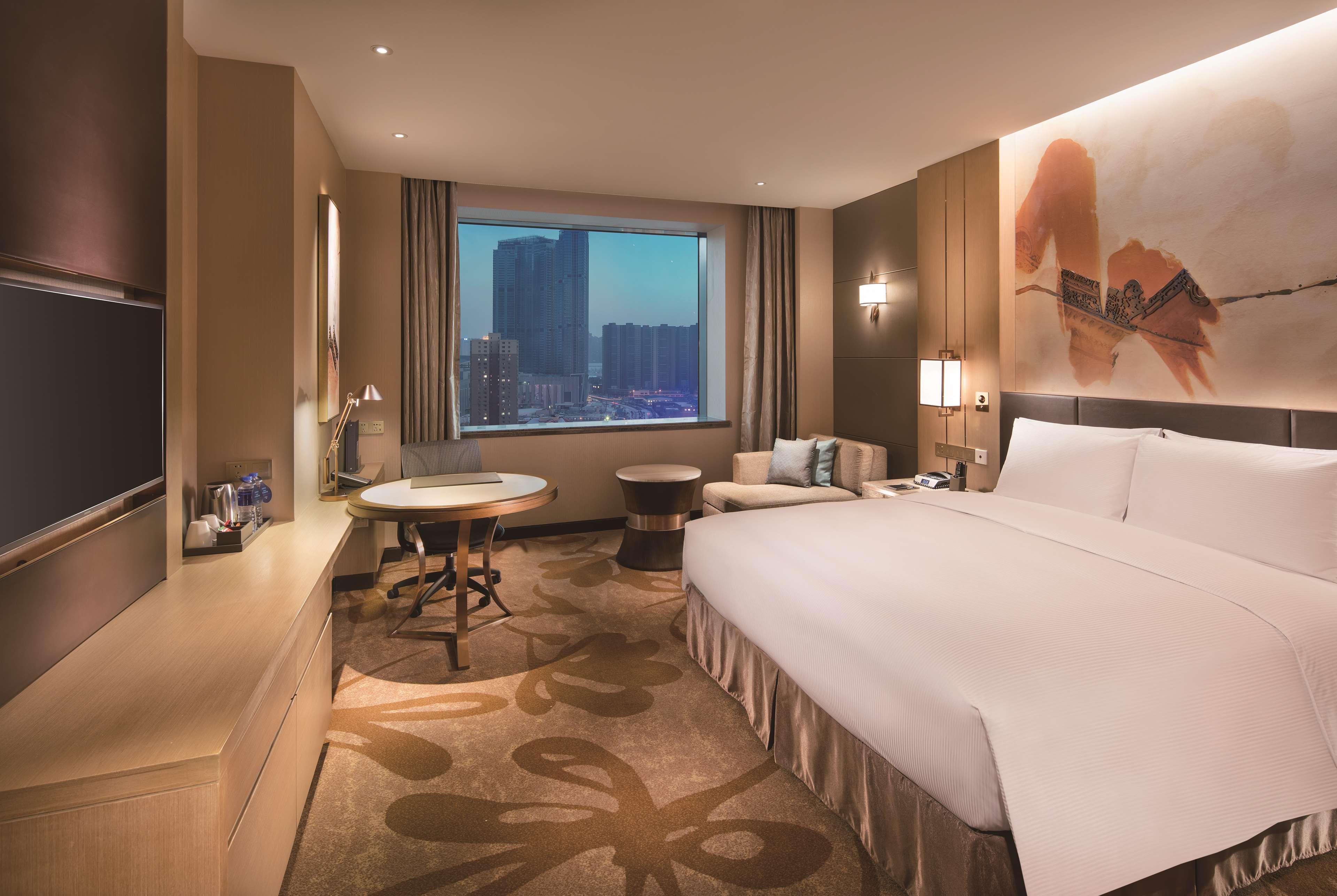 מלון Hilton שניאנג מראה חיצוני תמונה